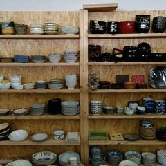 食器、骨董、雑貨の売り場を拡大しました！店内改装、香春町の2nd GANGOO！ - 地元のお店