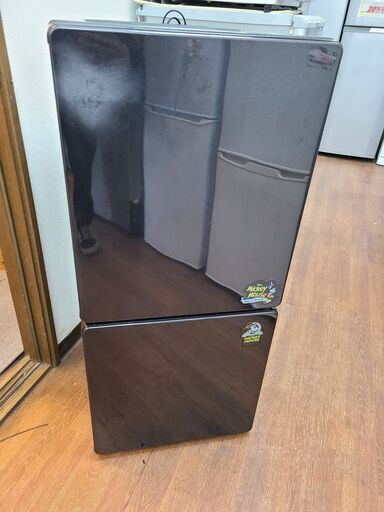 【リサイクルショップどりーむ天保山店】　●39●　ユーイング　２ドア冷蔵庫　UR-F110H　2014年製　1人暮らしに最適♪ 容量110L　ブラックカラー