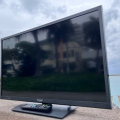 14年AQUOS 32極薄　超軽量型の画像