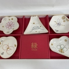 【急募！】YUKARI 縁 食器 小皿 5点セット 箱入りの画像