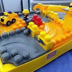 大幅値下げ！メガブロック CAT Table プレイテーブル 玩具 おもちゃ MEGA BLOKS 西岡店 の画像