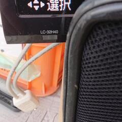 【お話中です】シャープ液晶テレビ　LC-32H40 2017年製　リモコン付き　BSセパレーターもありますの画像