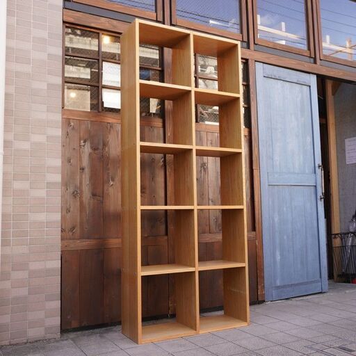 人気の無印良品(MUJI)のオーク材 5段・2列スタッキングシェルフです！！追加棚で用途に応じてカスタマイズ可能な万能シェルフ♪店舗の