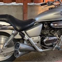 ホンダ　マグナ250