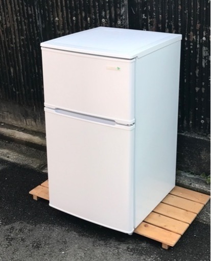 ヤマダ電機　90L冷蔵庫　YRZ-C09B1②