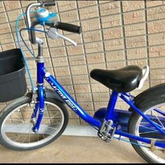 １８インチ　男の子用自転車(コマ付き)