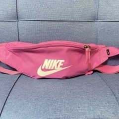 NIKE ナイキ ウエストバッグ ポーチ ピンク