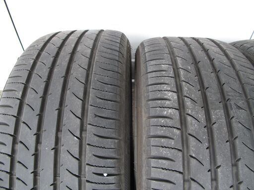 バリ溝 215/45R17 87W 215/45-17 TOYO ナノエナジー 3 PLUS　プリウス CT レガシィ B4 インプ