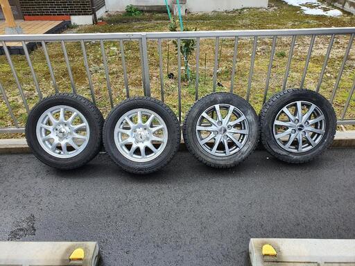 スタットレスタイヤホイル付き