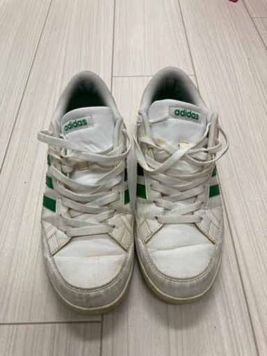 adidas スニーカー　28.0