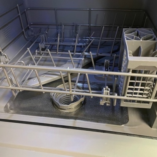 【決まりました】設置工事不要コンパクト食洗機（半年前購入ほぼ新品）洗剤付き
