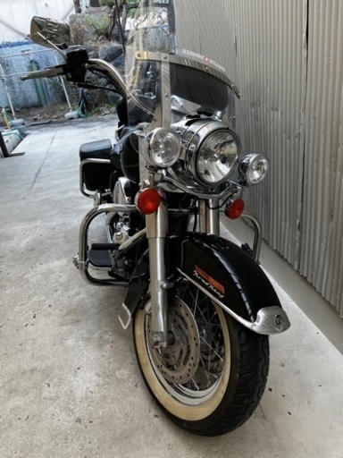 ハーレーダビットソン　ロードキングクラッシック2006