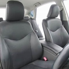 燃費．グレード良し！人気車種が自社ローン最大手で買える！？トヨタ　プリウス入庫しました！の画像