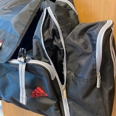 値下げ【美品】adidas  サブリュック 林間学校 修学旅行の画像
