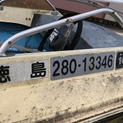 小型ボートの画像