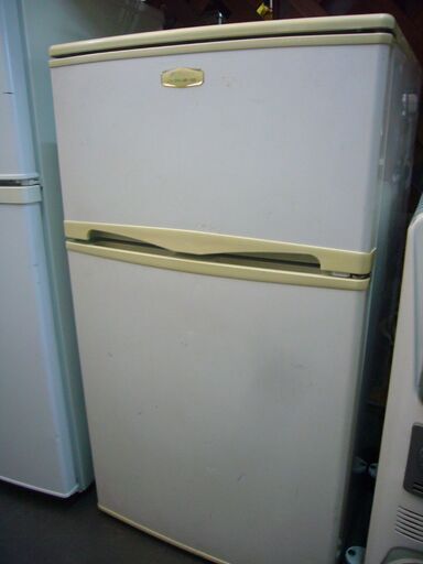 アビテラックス ABITELAX AR100 2ドア冷蔵庫　2011年　96L