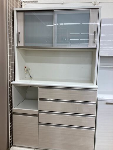 2枚扉レンジボード　ﾆﾄﾘ　ﾎﾜｲﾄ×ｼﾙﾊﾞｰ　ﾎﾟｽﾃｨｱ120