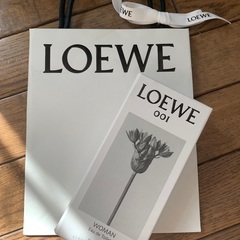 LOEWE woman 香水 001ショップ袋付き