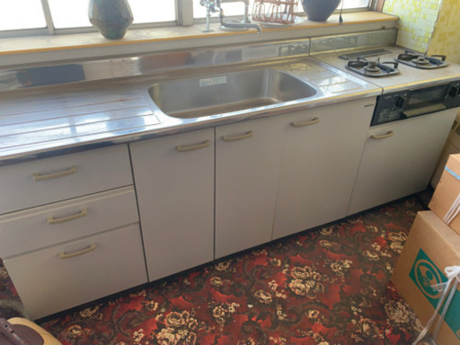 サンウェブ　キッチン2100ミリ　中古