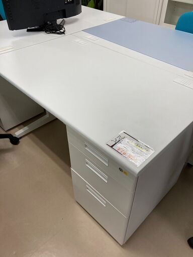 片袖オフィスデスク