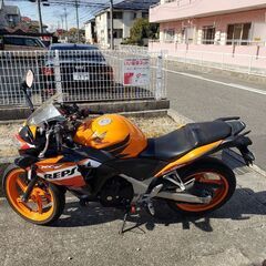 ホンダ　HONDA cbr250r レプソル