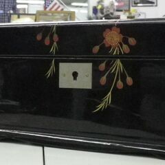 和風 コスメボックス 幅23×奥行16×高さ10.5cm 化粧道具箱 桜柄 オルゴール付き 鏡付き 鍵付き 札幌 厚別店の画像