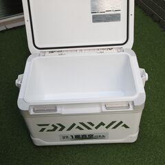ダイワのクーラーボックス・SU-2700の画像