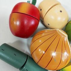 【お取引様決まりました】木のおままごと　野菜・果物の画像