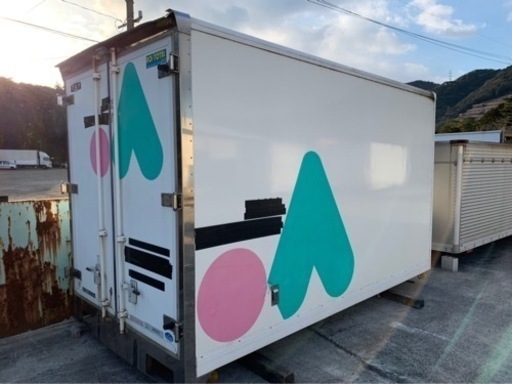 No.578 保冷バン 2ｔ 車  アルミ 箱 バイク 倉庫 トラック コンテナ 米 保管庫 物置 DIY