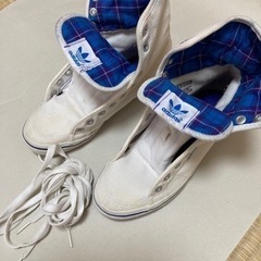 【取引中】adidasスニーカー