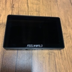 FEELWORLD F6 PLUS バッテリー、ケーブル、ケース付