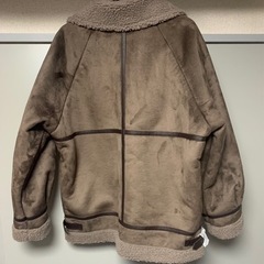 新品未使用！ムートンボアジャケットの画像