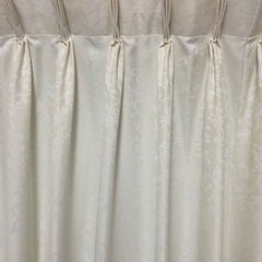 KEYUCAのカーテンの画像