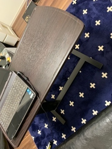 昇降テーブル