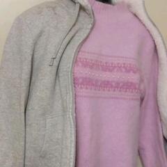 ユニクロ胴体部分ボアパーカーL灰色