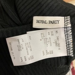 ROYAL PARTY 黒レーストップスの画像