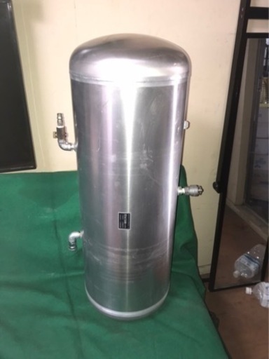 日野トラック　純正　エアタンク  アルミ