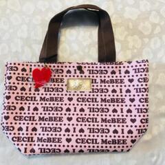 新品　ＣＥＣＩＬ ＭｃＢＥＥ　２Ｗａｙチャーム付き　トートバッグ