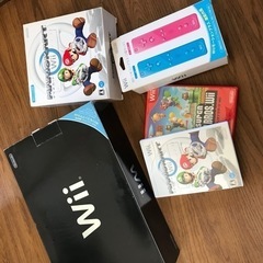 Nintendo Wii マリオカートハンドル　リモコン4つ　セット