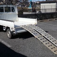 ■軽トラ レンタカー■バイク運搬に最適！ バイク積み込み用ラダー、固定ベルト付き■の画像