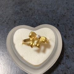 ティファニー　ダイアモンド付きゴールドリングの画像