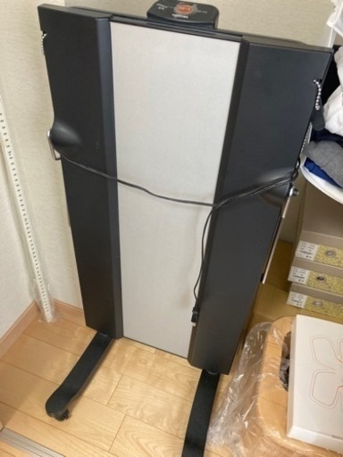 ★ズボンプレッサー★ビジネスホテルにあるアレです！　スラックスアイロン　引き取りのみ
