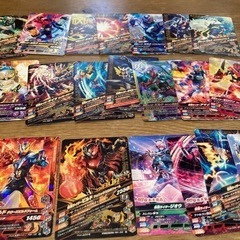 ＊中古＊仮面ライダー✖️23枚　ポケモン✖️2枚の画像