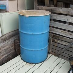 値下げしました　200ℓ ドラム缶