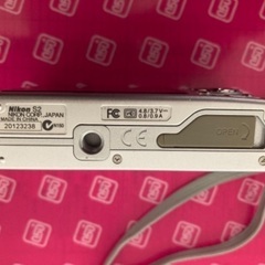 Nikon COOLPIX S2 デジカメ　中古の画像