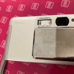 Nikon COOLPIX S2 デジカメ　中古の画像
