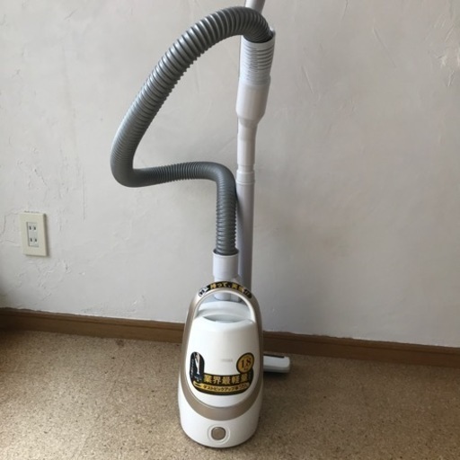 [取引中] 紙パック式掃除機
