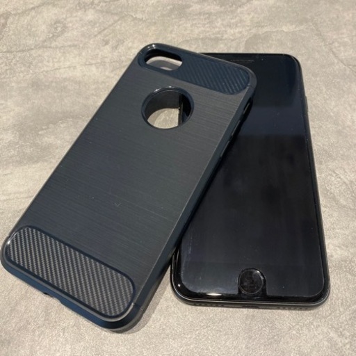 Apple iPhone 8 64GB  SIMロック解除済み
