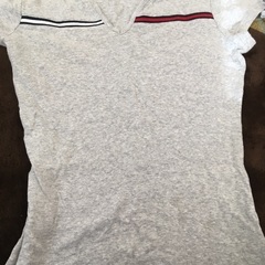 TOMMYのTシャツの画像