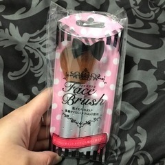 ☆【新品未使用】携帯用メイクブラシ